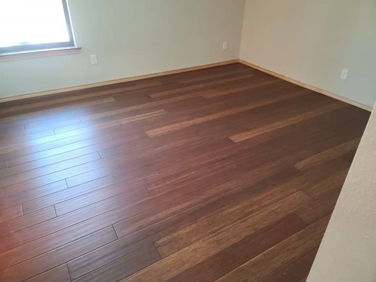 Wood flooring random pattern